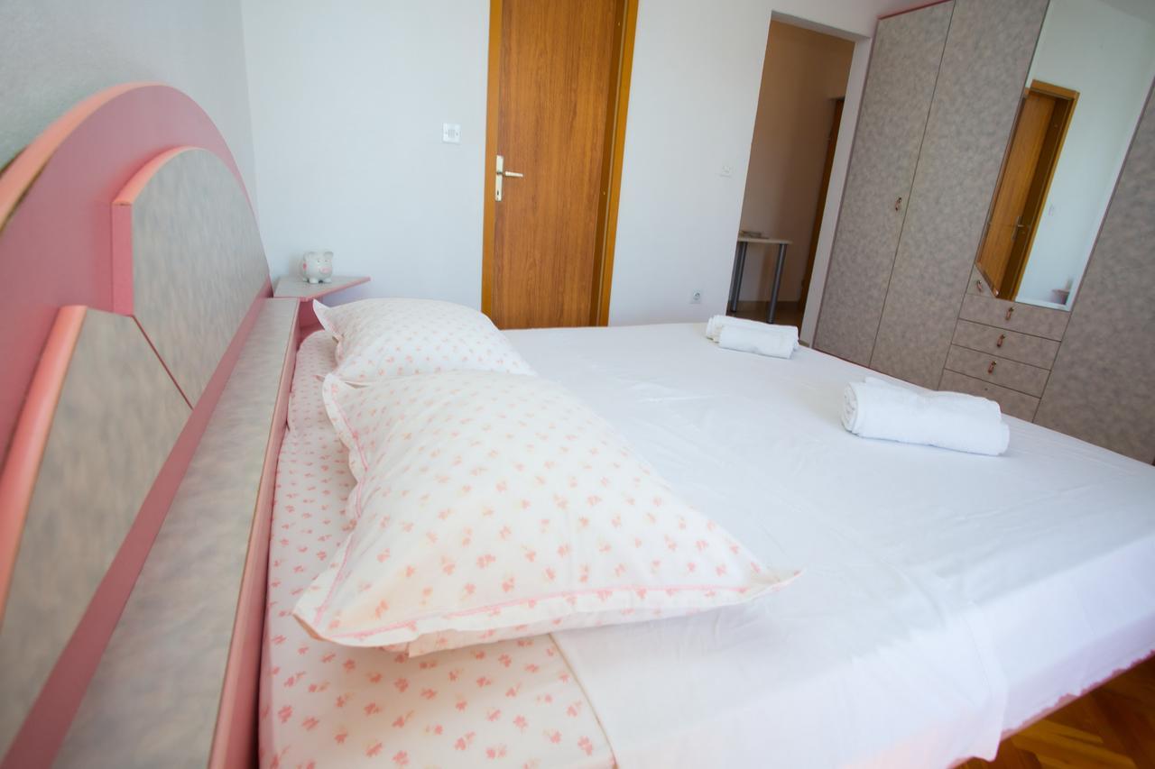 Apartments Zoran โพรไมนา ภายนอก รูปภาพ
