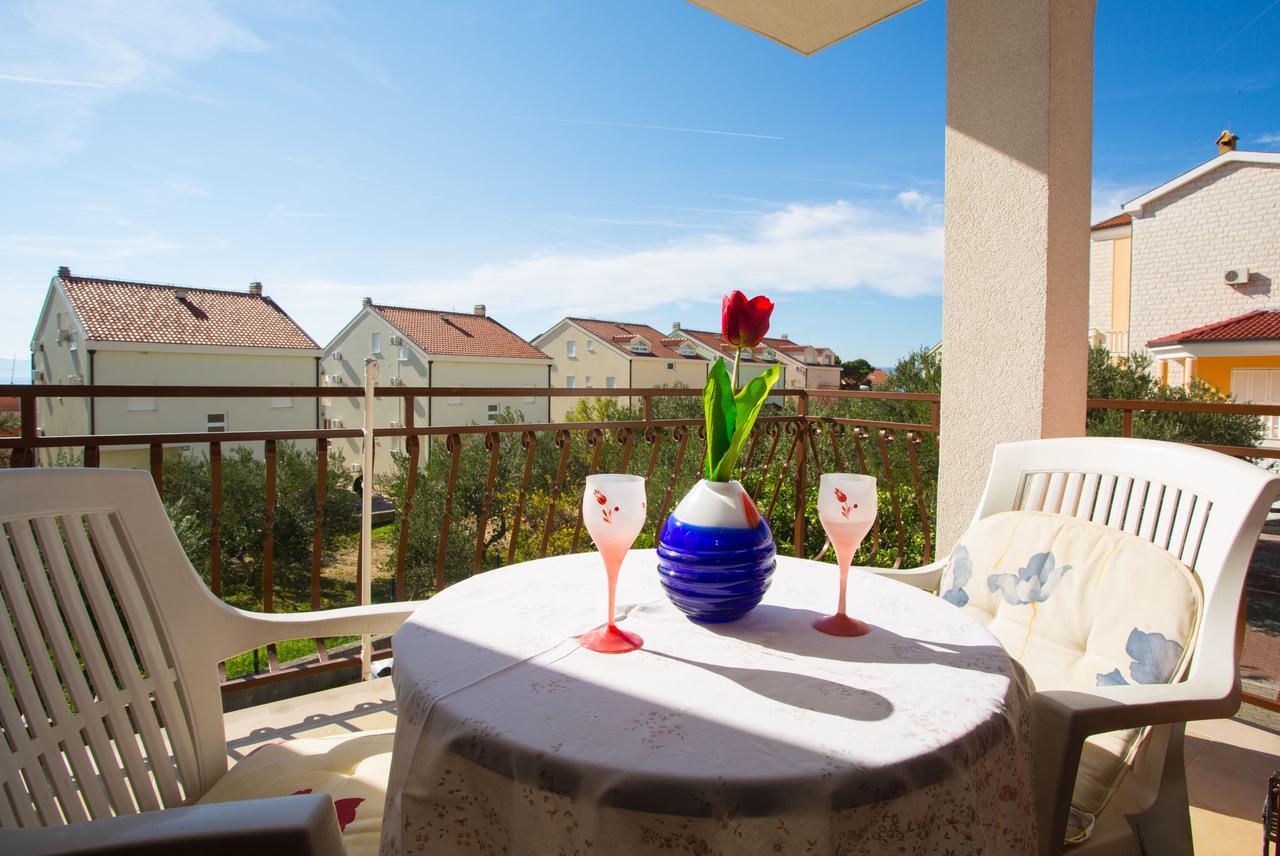 Apartments Zoran โพรไมนา ภายนอก รูปภาพ